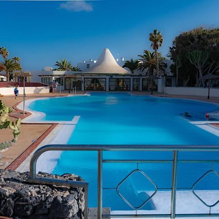 Beautiful Studio On The Seafront Costa Teguise Dış mekan fotoğraf