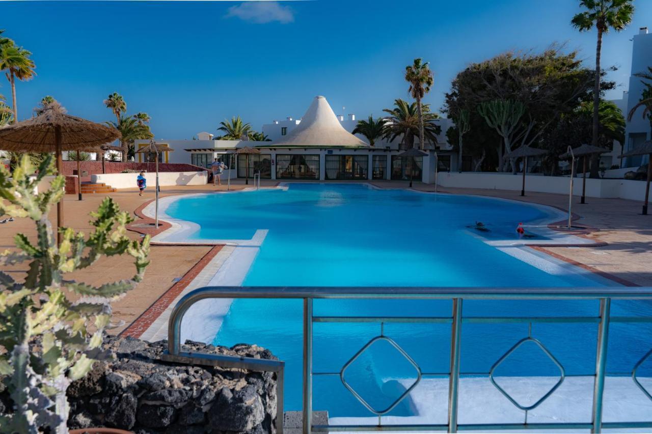Beautiful Studio On The Seafront Costa Teguise Dış mekan fotoğraf