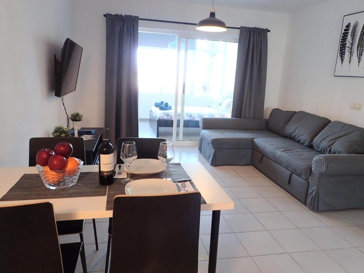 Beautiful Studio On The Seafront Costa Teguise Dış mekan fotoğraf